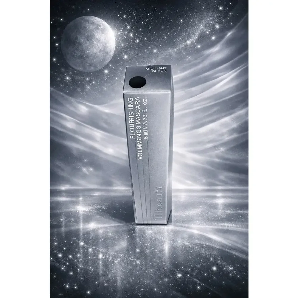 r.e.m. beauty - Flourishing - Lengthening Mascara – Shade: Midnight Black